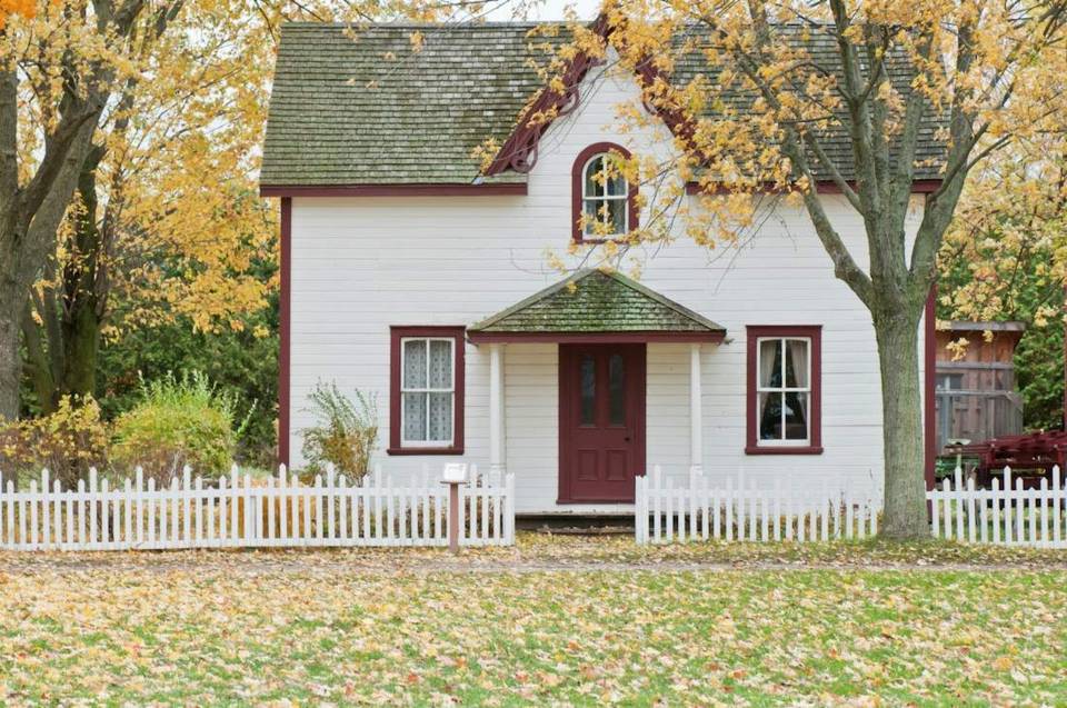 best time of year to buy a house